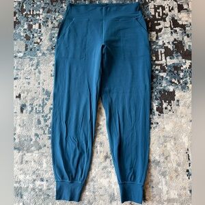 Lululemon Align Joggers 28”
